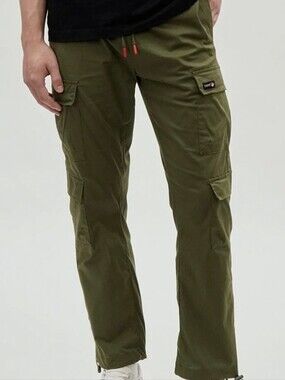Nwt Canada weather gear Men's Olive Cargo Pants with Utility Pockets